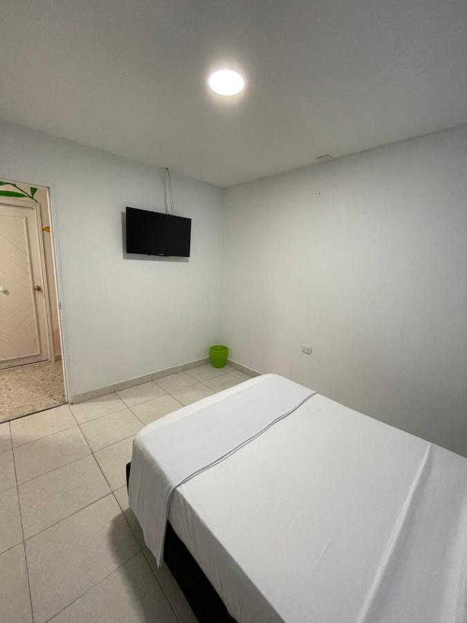 Mondieu Hostel Barranquilla  Exterior photo